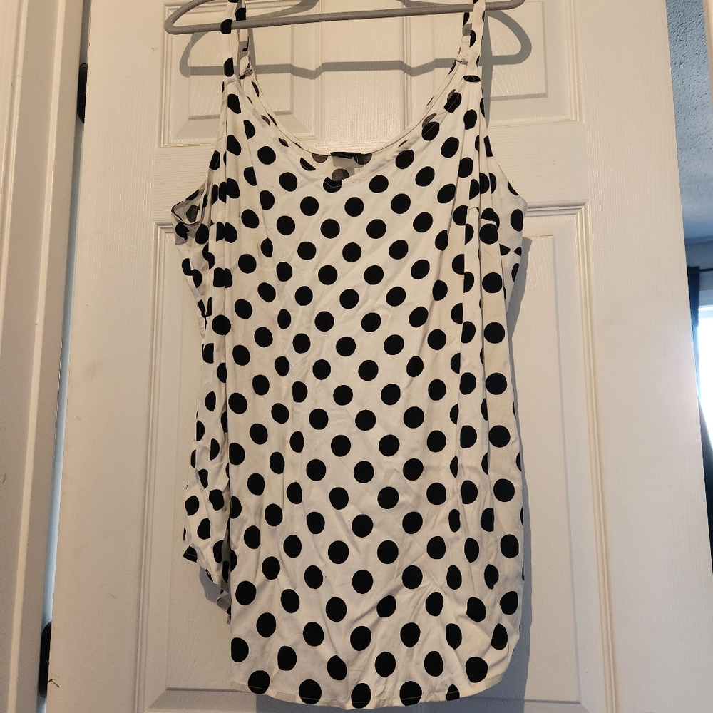 Polka dot tank